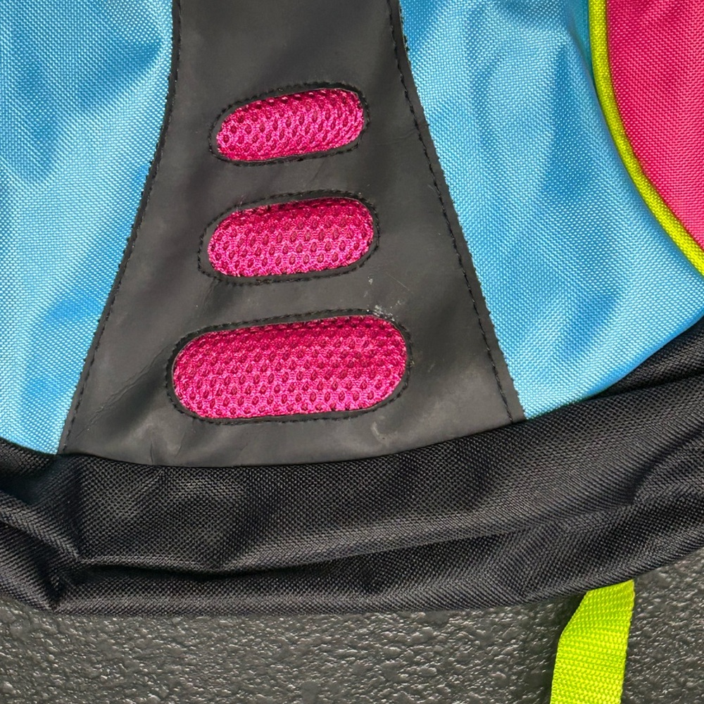 Rare Colorful starter Backpack - Picture 3 of 15